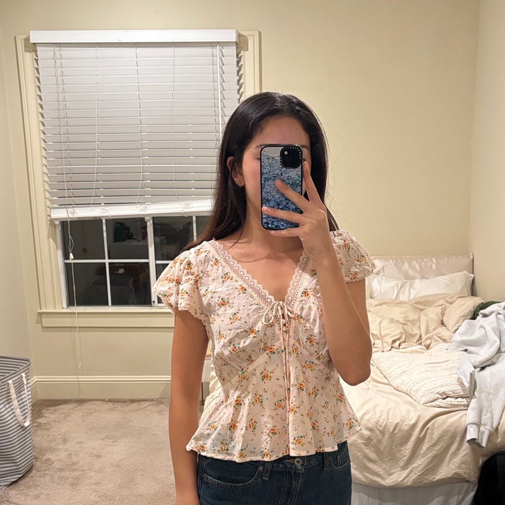 GAP Floral blouse